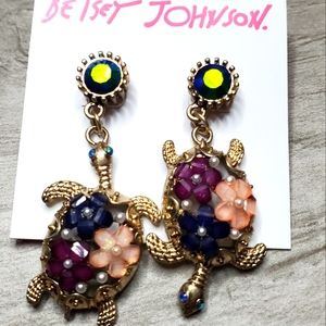 Betsey Johnson turtle earrings
